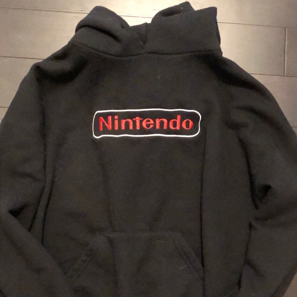 Russell Authentic Nintendo Sweatshirt Unisex